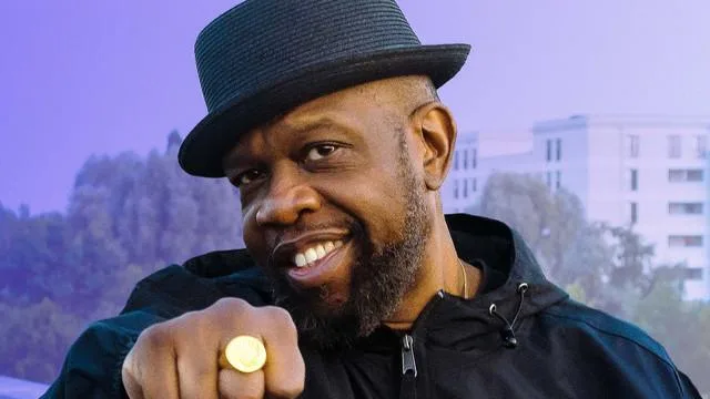 Jeru The Damaja zagra koncert w dublińskim The Sugar Club