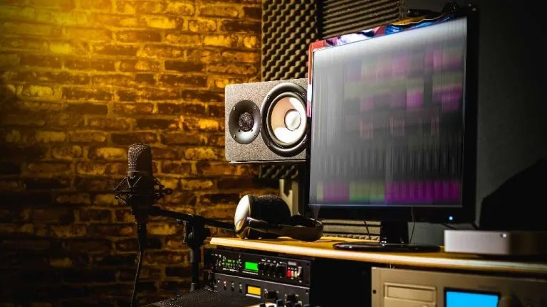 Tworzymy największą bazę studiów nagraniowych w UK! Masz cynk albo prowadzisz studio? Odezwij się do nas!