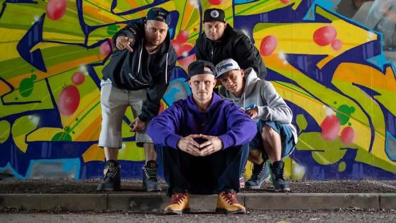Ekipa Loop Wonders udostępniła nowy teledysk. W sieci ukazał się projekt zatytułowany "Cypher 2"